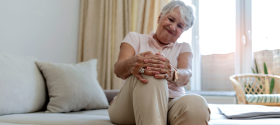 La fuerza muscular es un predictor clave de la función física en la osteoartritis avanzada de rodilla