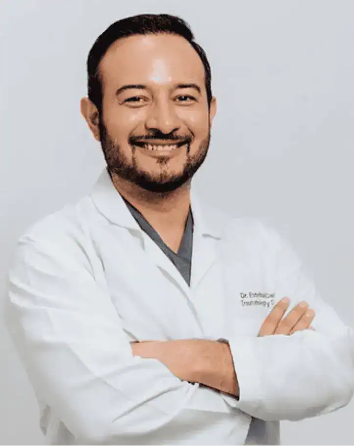 Dr. Esteban Castro, traumatólogo ortopedista